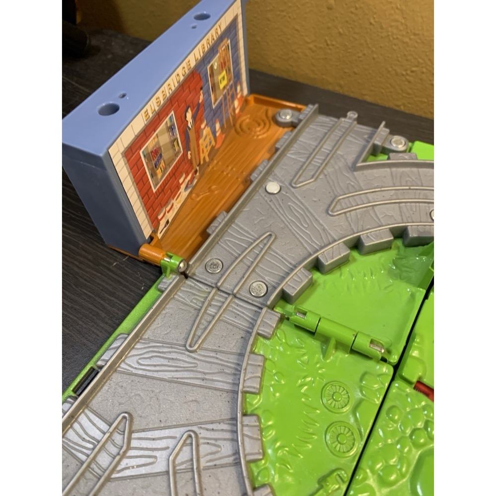 Thomas & Friends Take N Play Foldable Paint Shop and Library Play Set W/ Bill - Picture 8 of 13
